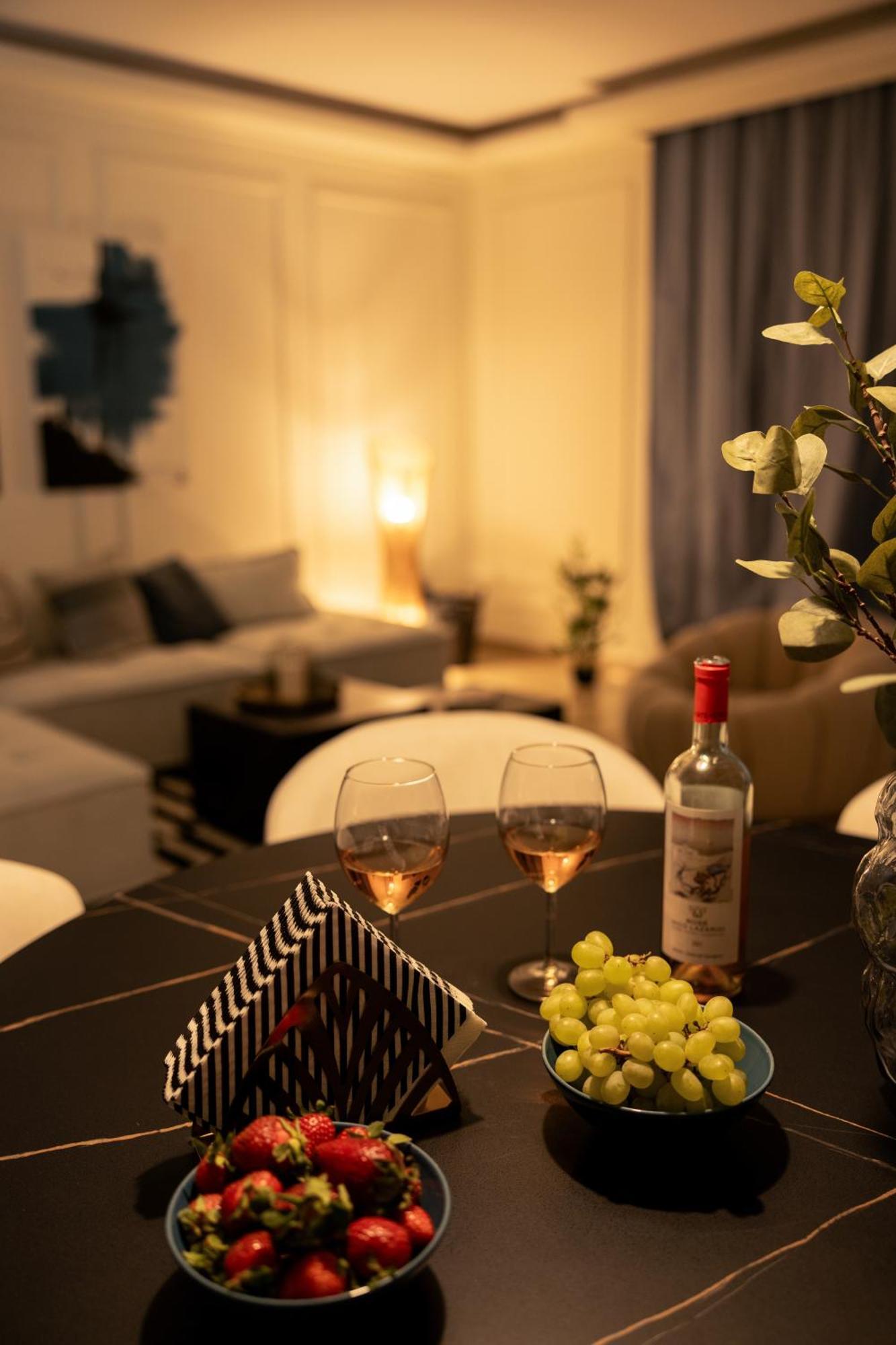 Champagne Sea View Apartment By Binobi! Thessaloníki Eksteriør billede