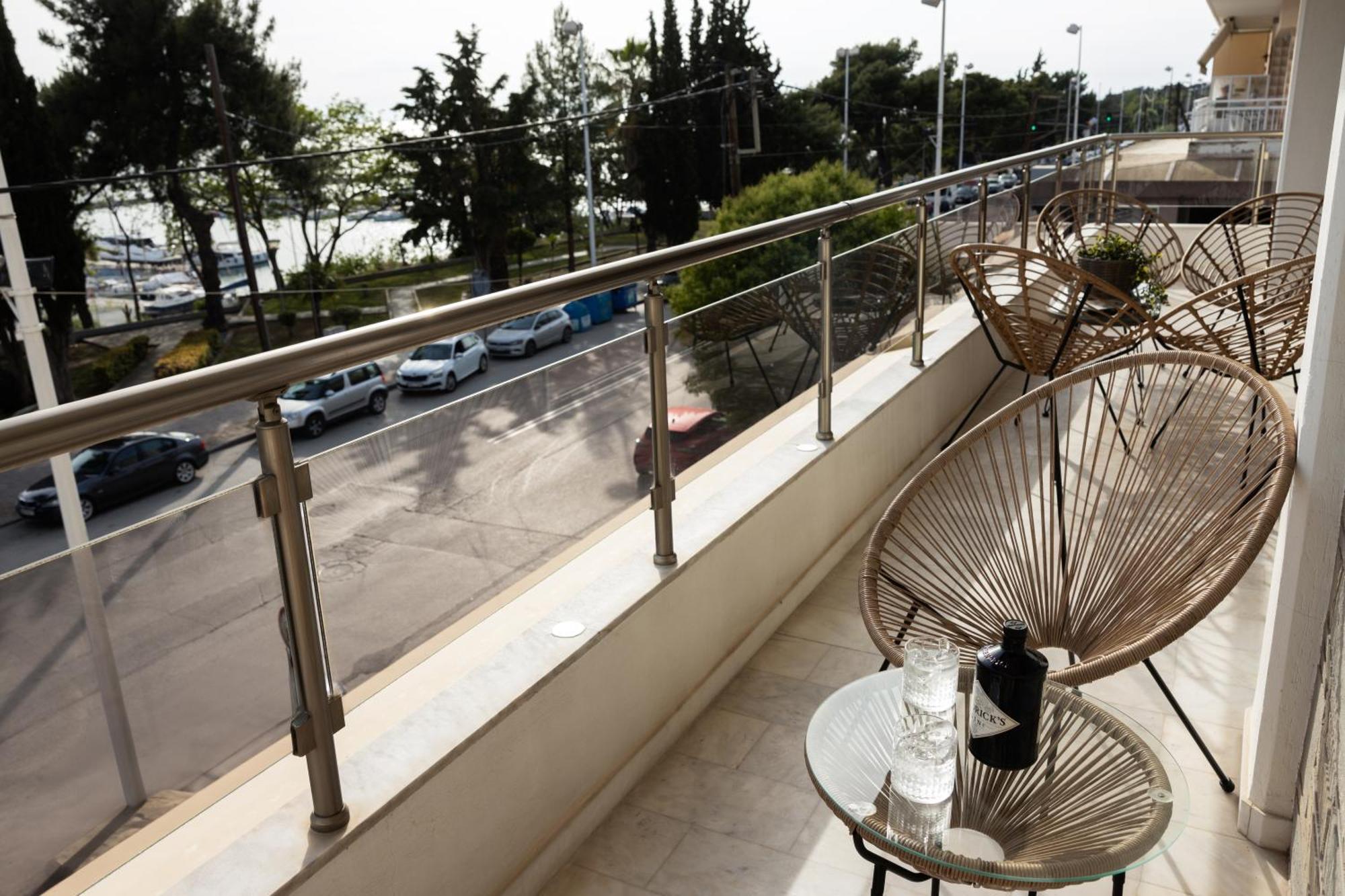 Champagne Sea View Apartment By Binobi! Thessaloníki Eksteriør billede
